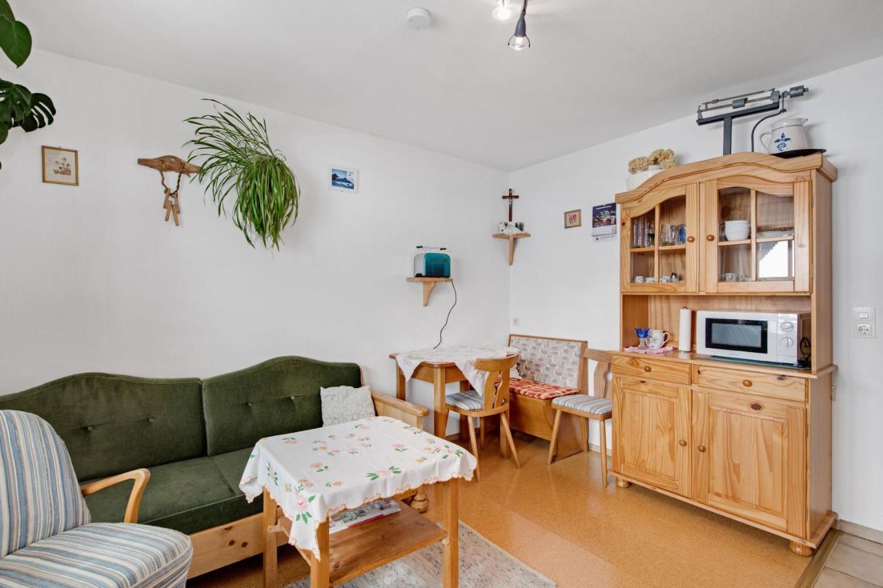 Holzner Klein Apartment *